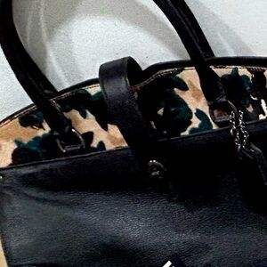 Stylish COACH black with Black and Teal design Women's Bag